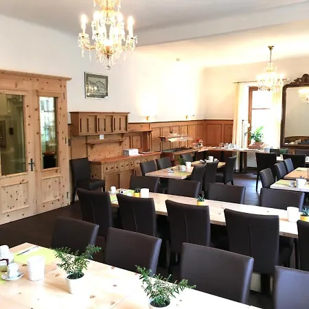 Weisses Kreuz Bergün