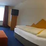 Otel Weisses Kreuz