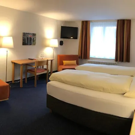 Weisses Kreuz Hotel