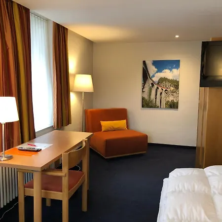 Weisses Kreuz Hotel 3*