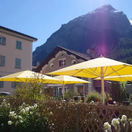 Weisses Kreuz Hotel 3*